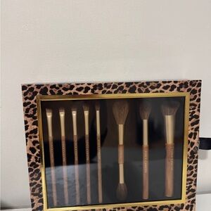 Vince Camuto Leopard Print Beauty Brush Set